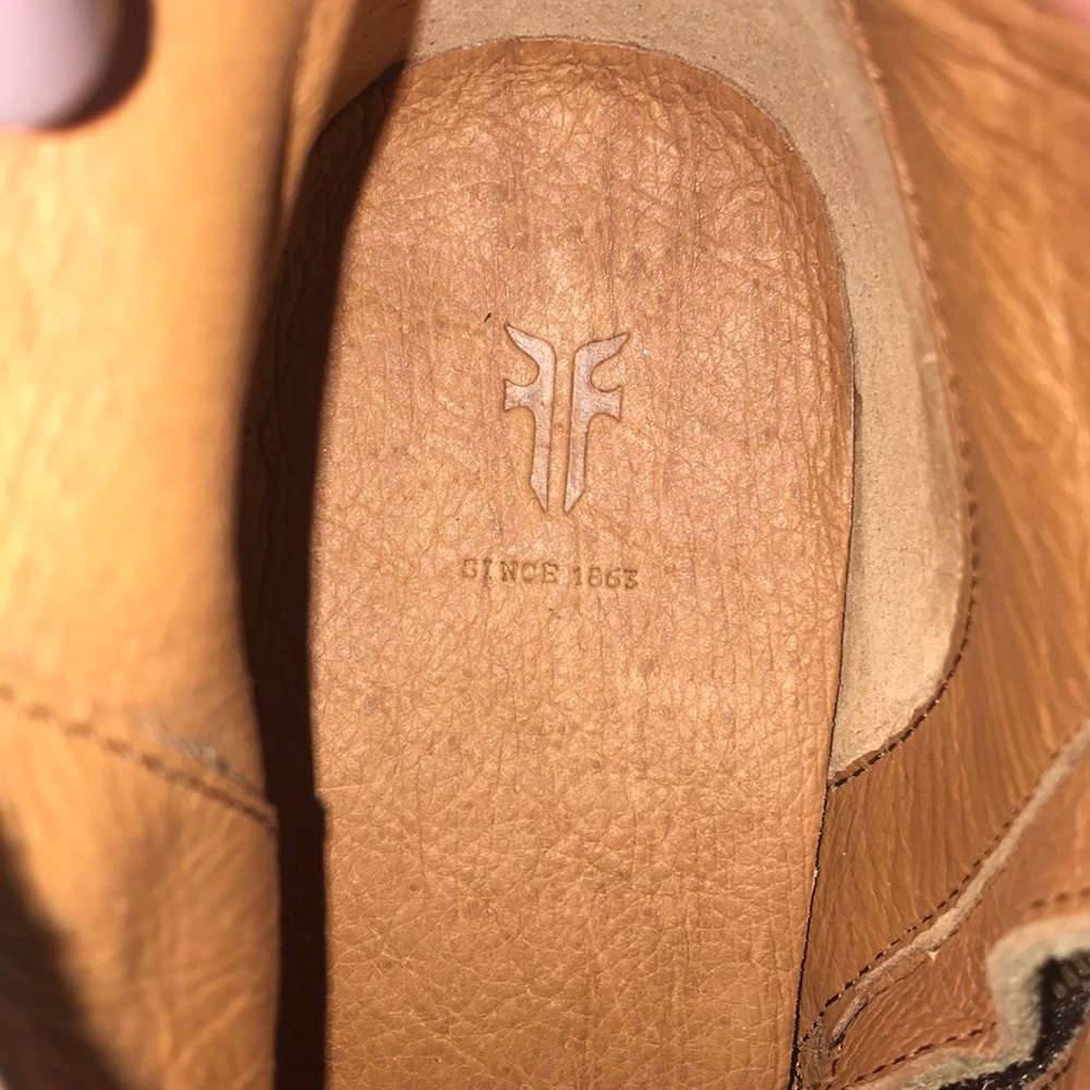 NWOT Frye Nora Stud Zip. Women’s 7 - Picture 5 of 8